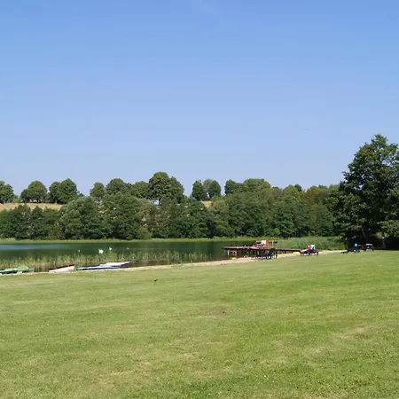 Resort Folwark Na Półwyspie Uraz (Drawsko)