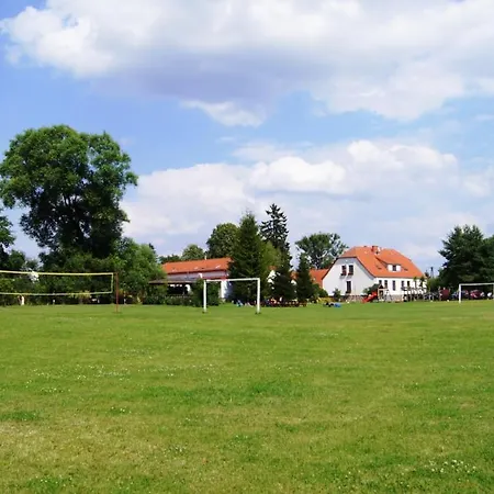 Folwark Na Półwyspie Resort