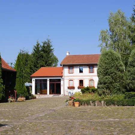 Üdülőközpont Folwark Na Polwyspie *