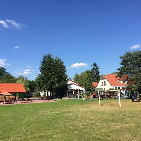 Üdülőközpont Folwark Na Polwyspie