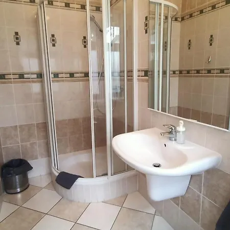 Folwark Na Półwyspie *