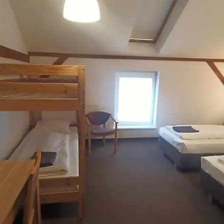 Folwark Na Półwyspie * Uraz (Drawsko)