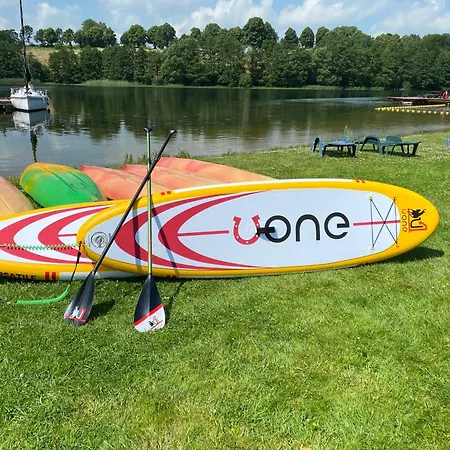 Folwark Na Półwyspie Resort Uraz (Drawsko)