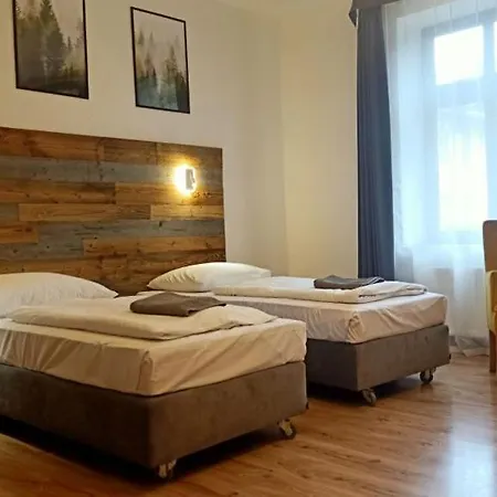 Folwark Na Półwyspie * Uraz (Drawsko)