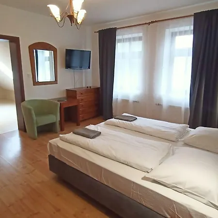 Folwark Na Półwyspie Uraz (Drawsko)