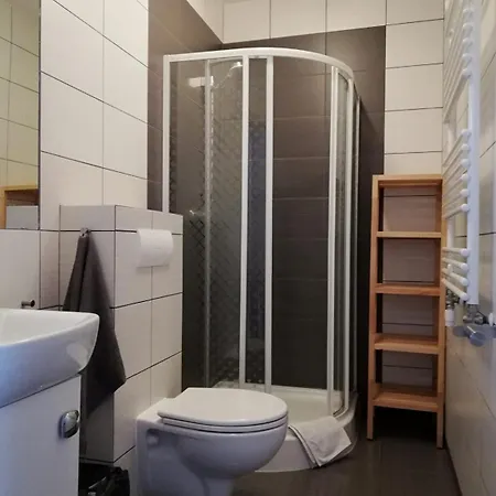 Folwark Na Półwyspie Resort Uraz (Drawsko)