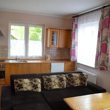 Folwark Na Polwyspie * Uraz (Drawsko)