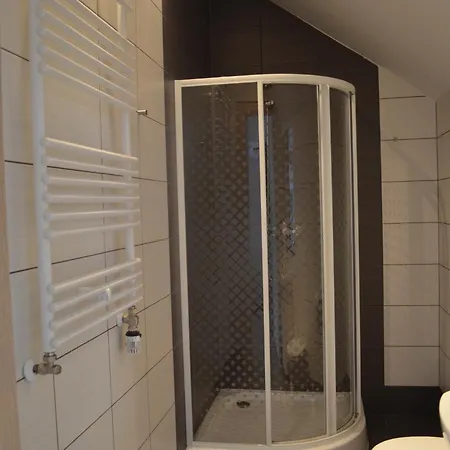 Folwark Na Półwyspie Resort Uraz (Drawsko)