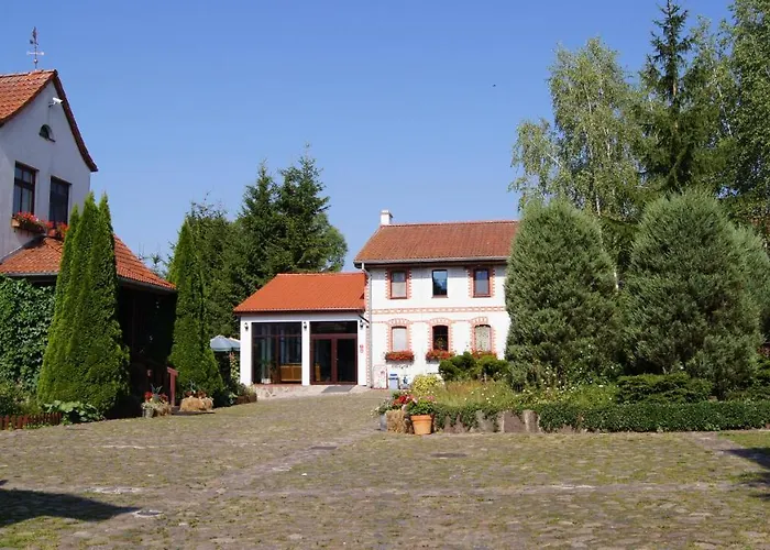 Resort Folwark Na Półwyspie *