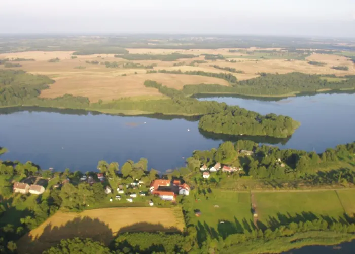 Folwark Na Półwyspie * Uraz (Drawsko)