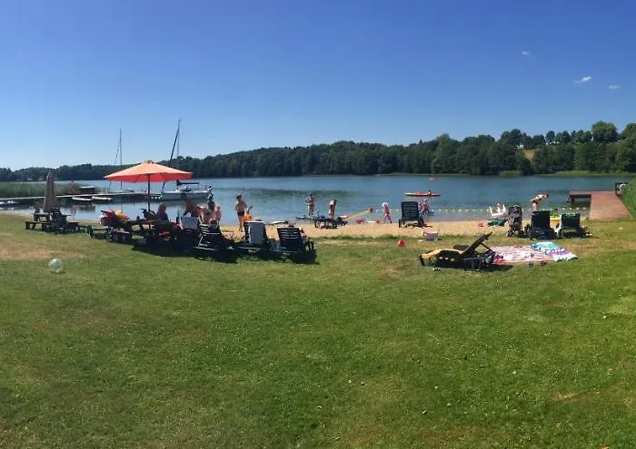 Folwark Na Półwyspie Uraz (Drawsko)