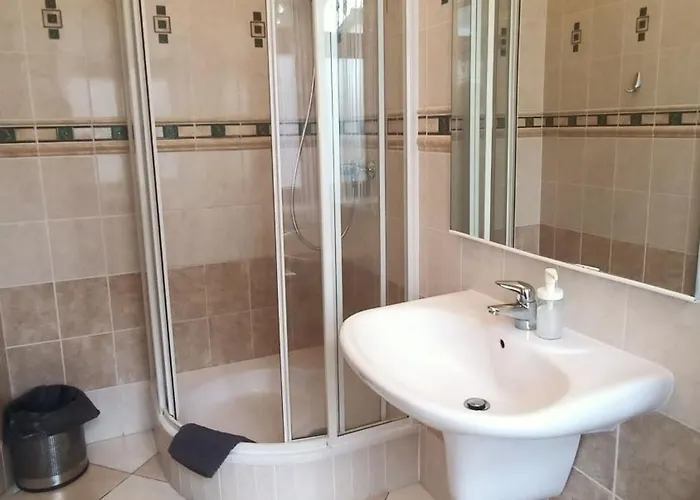 Folwark Na Półwyspie *