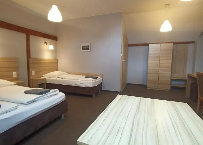 Resort Folwark Na Półwyspie Uraz (Drawsko)