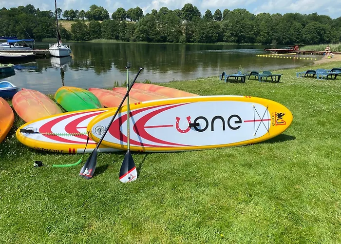 Folwark Na Półwyspie Resort Uraz (Drawsko)